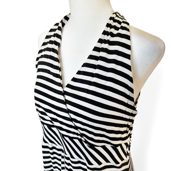 ANN TAYLOR Black White Striped Maxi Dress Racerback Medium Chic Vacation - Picture 5 of 10